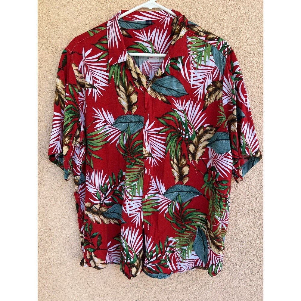 Design In Italy Hawaiian Floral Men’s Shirt Size XL.Casual Short Sleeves